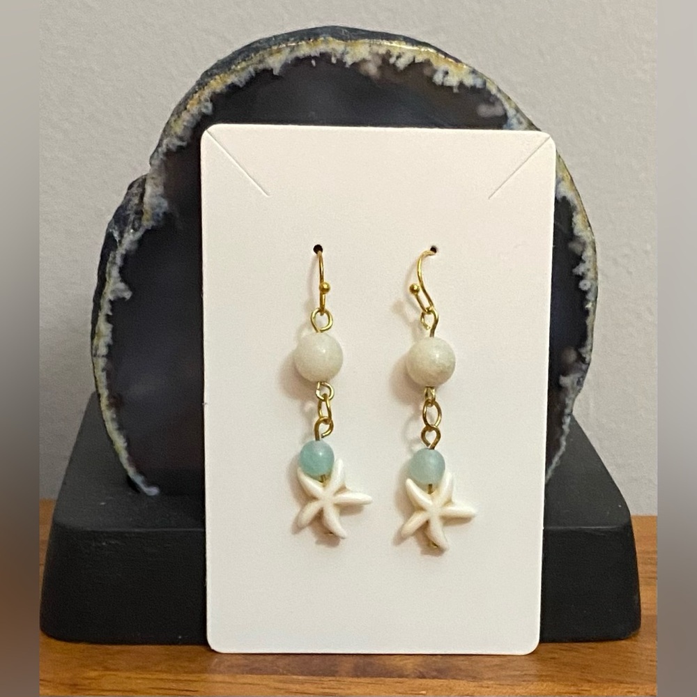 Magnesite/Jade/Agate crystal Starfish earrings NEW